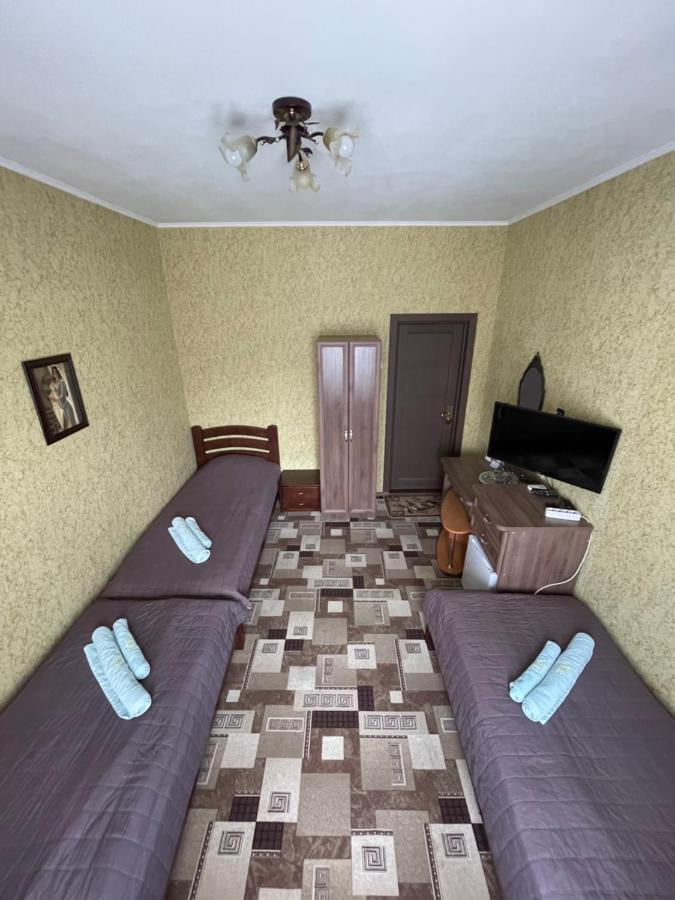 Отель "Natali" Mykolajiv Buitenkant foto