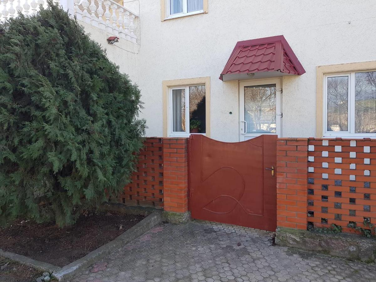 Отель "Natali" Mykolajiv Buitenkant foto